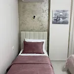 Aura Дуррес