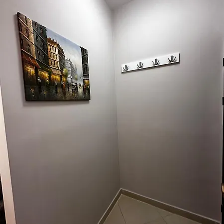Apartament Aura *