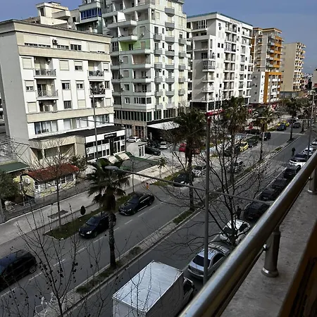 Aura * Durrës