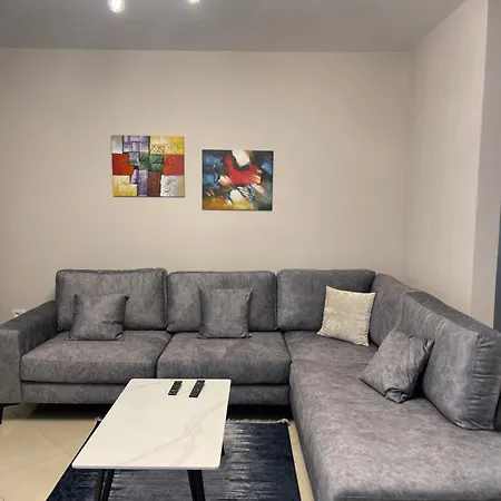 Apartament Aura